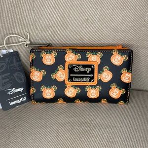 Loungefly Disney Mickey-o-Lantern Pumpkin Glow in the Dark Wallet Halloween NWT